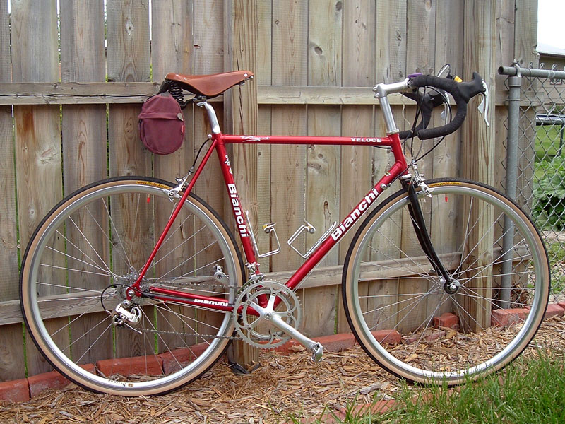 Bianchi Veloce - drive side view