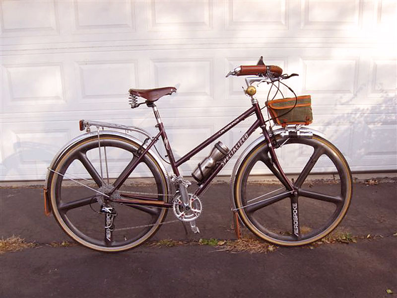 Specialized Crossroads -  side view