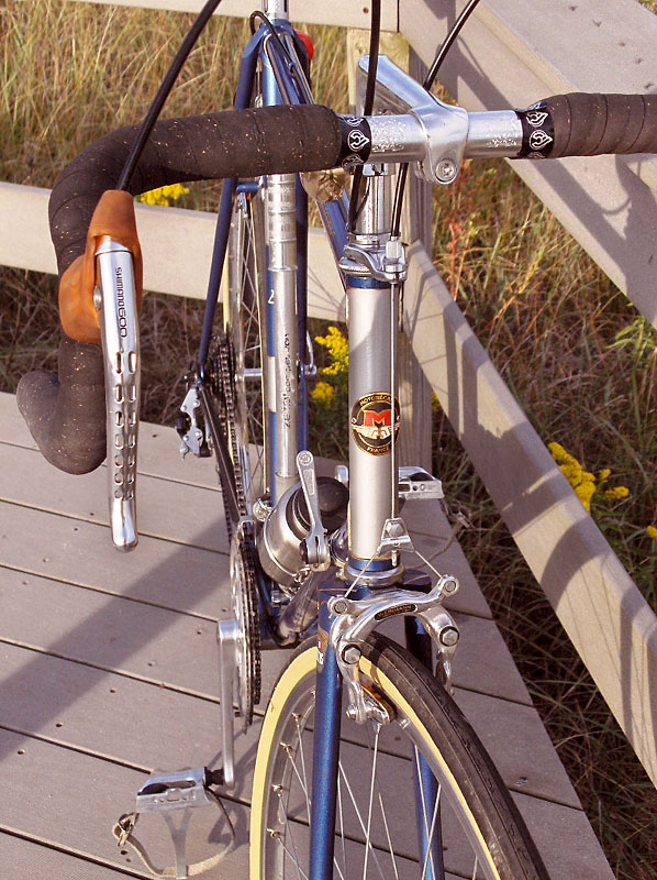 Motobecane Grand Touring - front end view