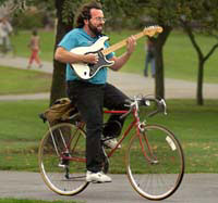 The Bicycling Guitarist in action