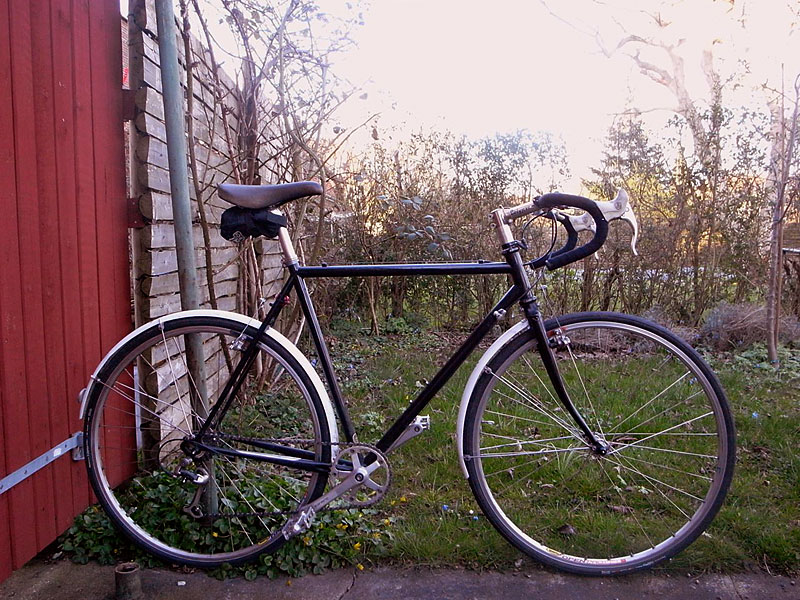 Surly Crosscheck - side view