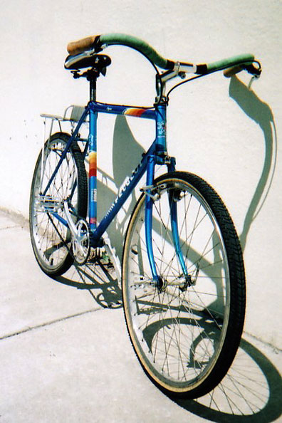 Peugeot City Bike - front view