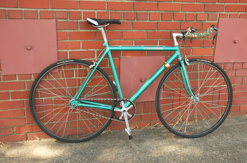 Cannondale SR500 - side view