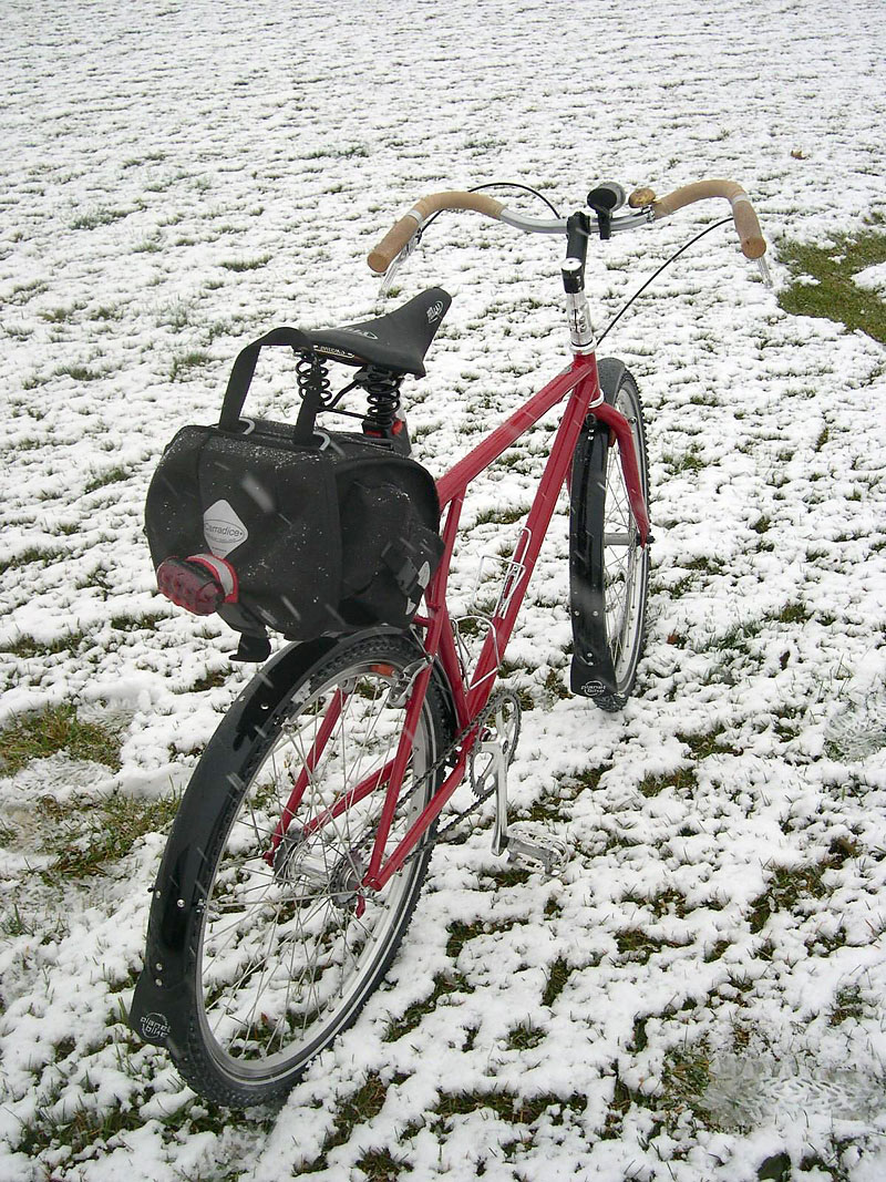 GT Winter Fixie - in the snowfall