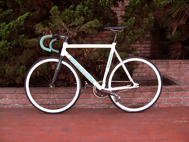 Bianchi Pista Concept - side view