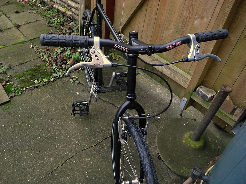 Fixed Gear Mountain Bike - front end view