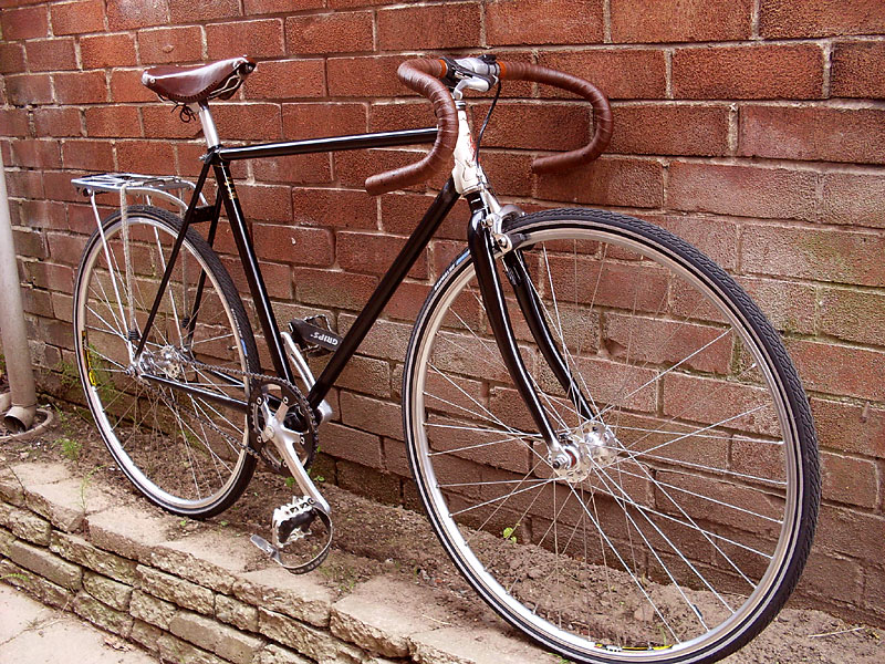 Retro Raleigh - front angle view